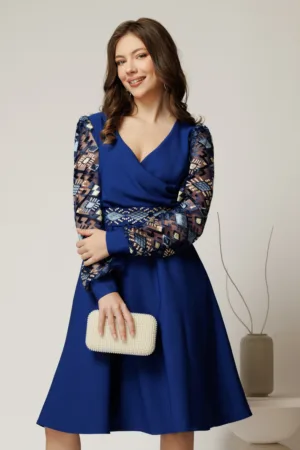 Rochie Adria albastra cu maneci lungi cu broderie
