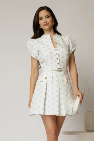 Rochie DY Fashion alba cu buline bleu cu fusta scurta cu pliuri si decolteu