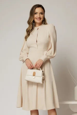 Rochie DY Fashion bej din triplu voal cu guler tunica si nasturi tip floare