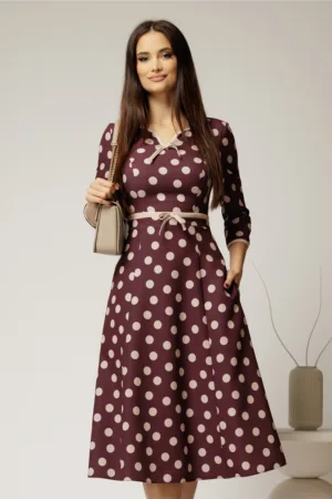 Rochie DY Fashion bordo cu buline cu decupaj si funda la decolteu