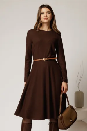 Rochie DY Fashion din tricot maro cu curea subtire și fusta clos