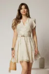 Rochie DY Fashion ivoar scurta cu broderii florale si decolteu petrecut