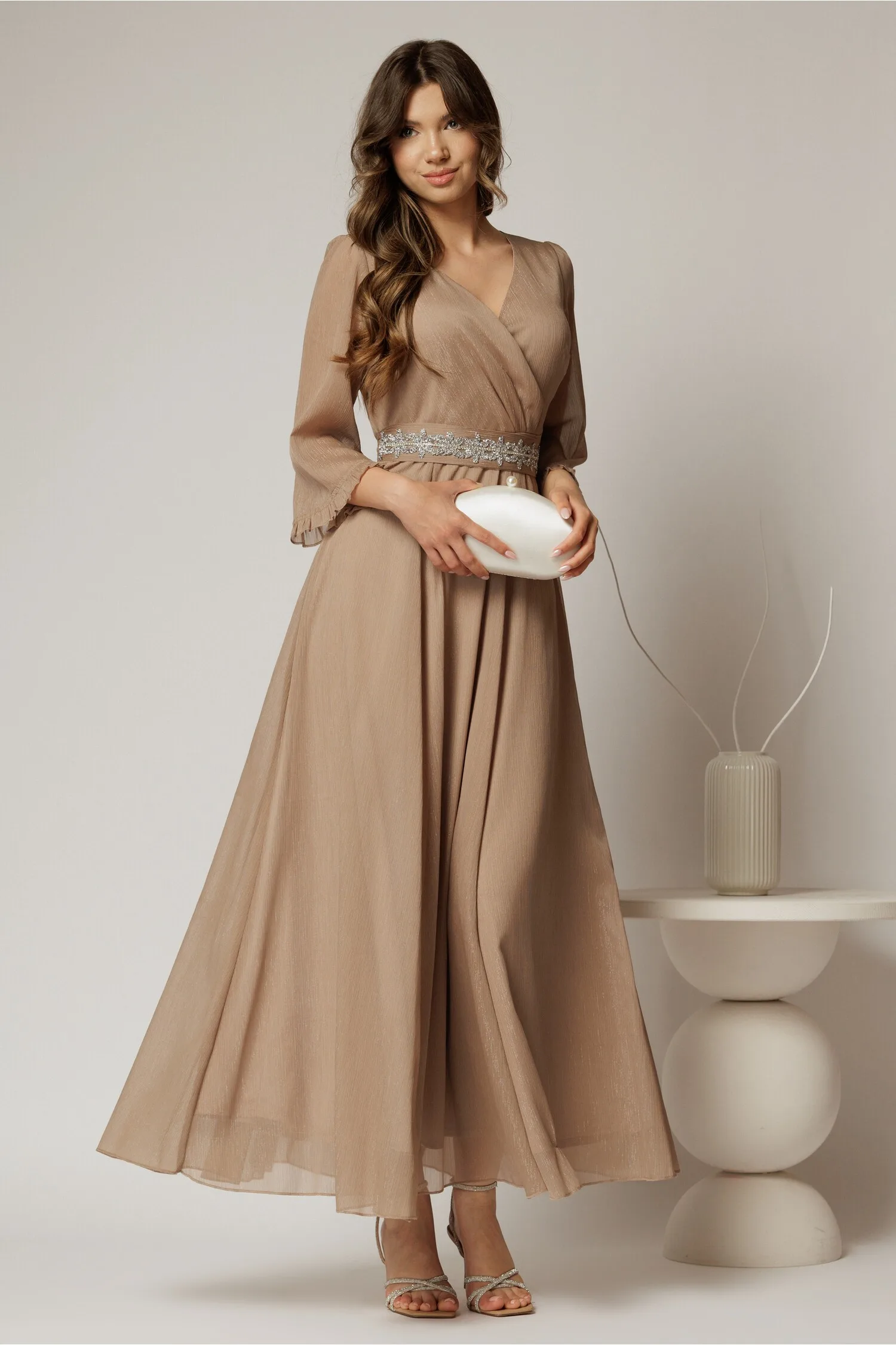 Rochie DY Fashion lunga bej din voal cu fir lurex