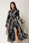 Rochie DY Fashion midi bleumarin cu imprimeu din tulle fin in clos cu crapatura pe picior