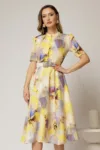 Rochie DY Fashion midi cu imprimeu galben in clos din triplu voal cu nasturi la bust si curea in talie