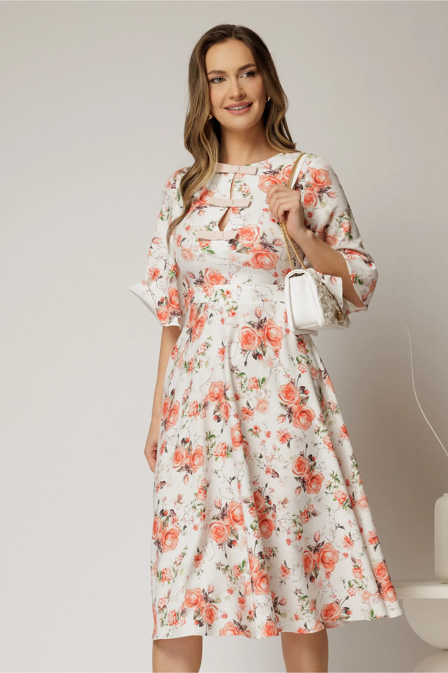 Rochie DY Fashion midi cu imprimeu oranj cu maneci evazate si funde pe bust