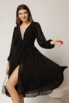 Rochie DY Fashion midi din voal negru in clos cu perle si tull la decolteu