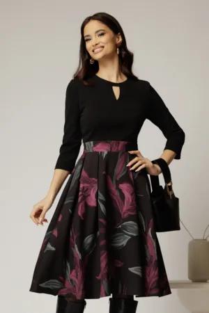 Rochie DY Fashion midi neagra cu imprimeu si decupaj la decolteu