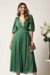 Rochie DY Fashion midi verde din voal in clos cu tull la decolteu si crapatura pe picior