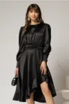 Rochie DY Fashion neagra din satin plin cu croi asimetric