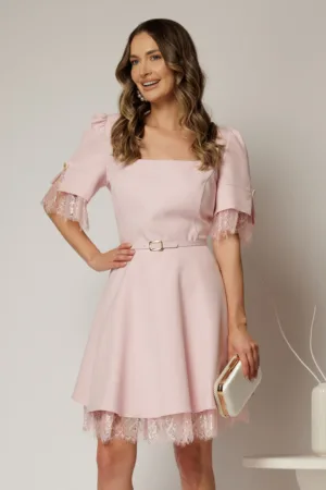 Rochie DY Fashion scurta roz pal cu dantela la fusta si maneci