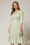Rochie DY Fashion verde fistic cu decolteu cu guler ascutit si fusta plisata