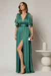Rochie DY Fashion verde lunga de seara cu decolteu adanc si funde ample