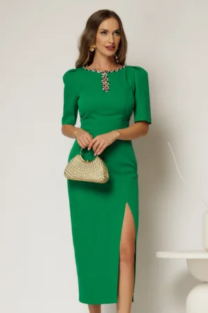 Rochie DY Fashion verde midi cu crepeu maxi si aplicatii la bust