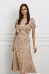 Rochie Dy Fashion bej cu floricele corai si volane pe umeri