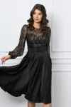 Rochie Dy Fashion neagra din satin cu dantela florala aurie la bust