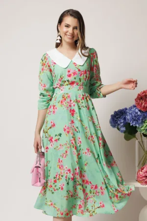 Rochie LaDonna office din voal verde cu flori roz si guler maxi alb