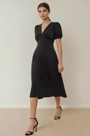 Rochie Midi -  A-Form - decolteu in V - neagra - crep