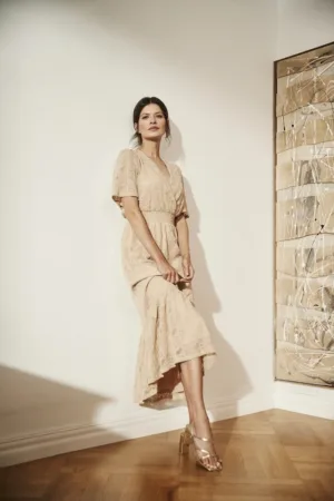 Rochie Midi Bej cu Dantela