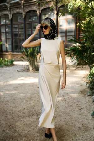 Rochie Midi Bej cu Facaturi