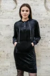 Rochie Moze neagra din catifea cu gluga