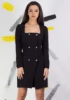 Rochie Moze tip sacou negru prevazut cu doua randuri de nasturi
