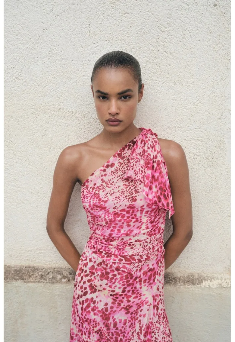 Rochie asimetrica cu animal print