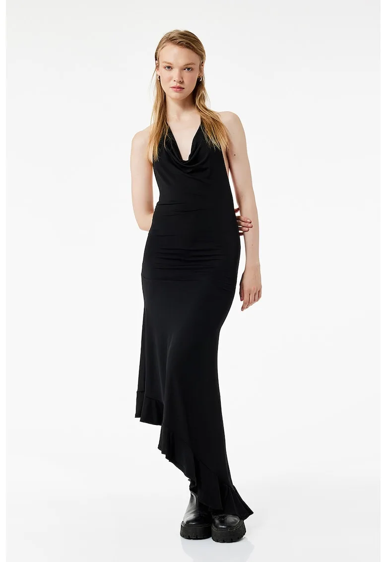 Rochie asimetrica cu decolte halter si garnitura cu volane