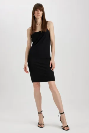 Rochie bodycon fara maneci