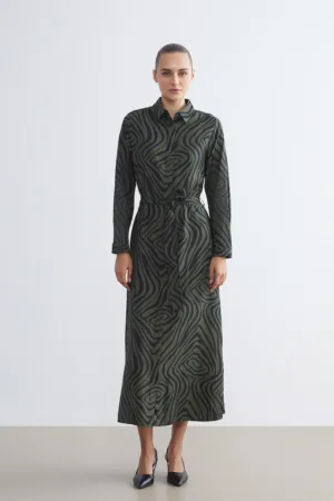 Rochie-camasa cu moodel