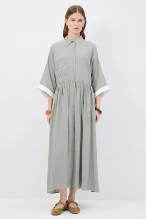 Rochie-camasa evazata cu model in dungi si maneci chimono