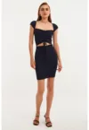 Rochie cambrata cu decupaj in talie
