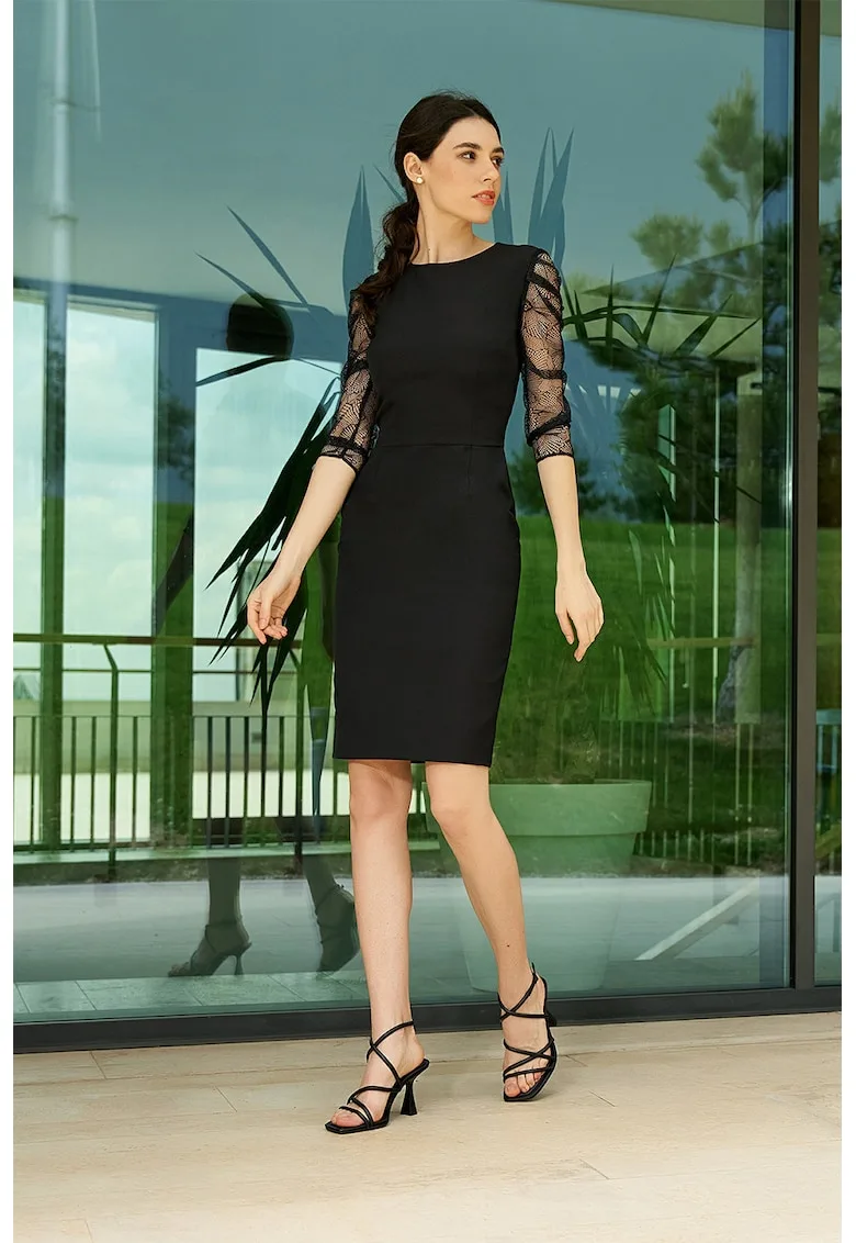 Rochie cambrata cu maneci 3/4