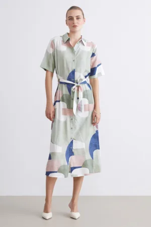 Rochie cu cordon in talie si model