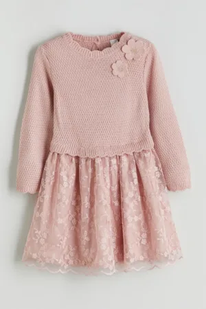 Rochie cu croiala in A si aplicatie cu model floral