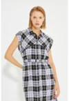 Rochie cu curea in talie si model in carouri