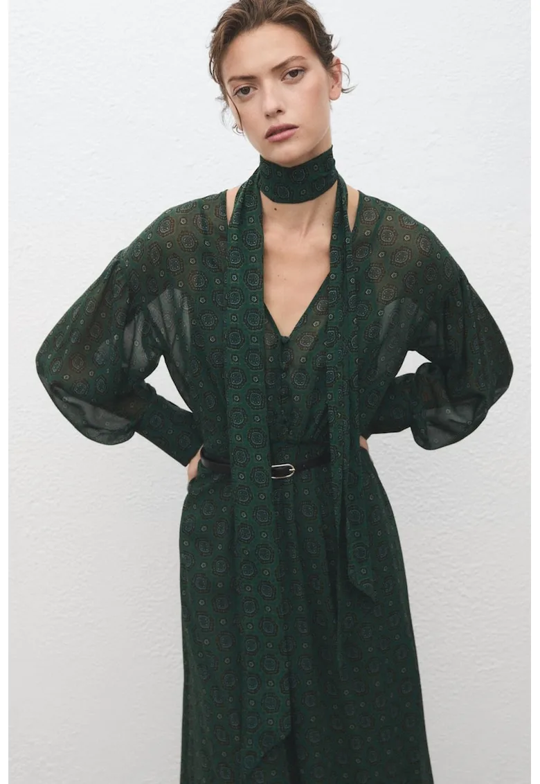 Rochie cu decolteu in V si curea in talie