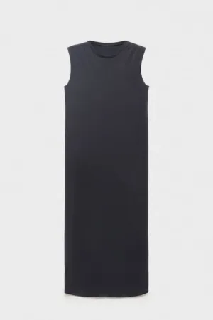 Rochie cu decolteu la baza gatului - fara maneci
