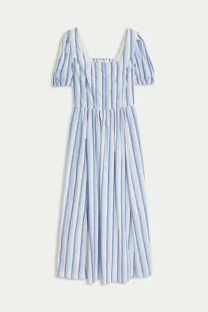 Rochie cu decolteu patrat si model in dungi