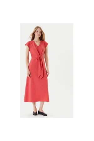 Rochie cu detaliu cu nod