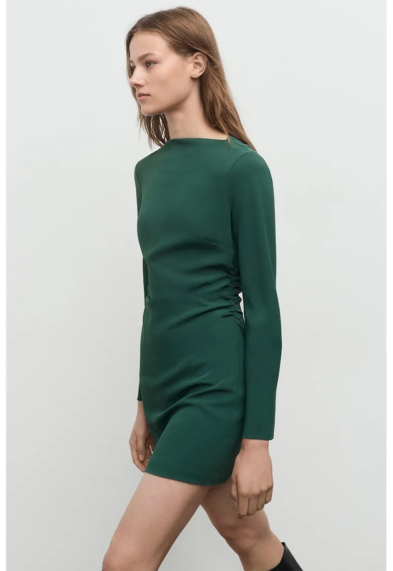 Rochie cu fronseu lateral si maneci lungi