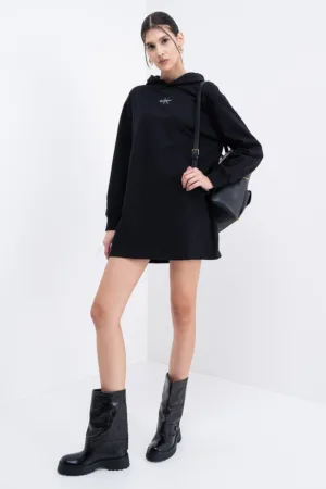 Rochie cu gluga si croiala lejera