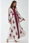 Rochie  cu guler rotund - detalii arcuite - textil