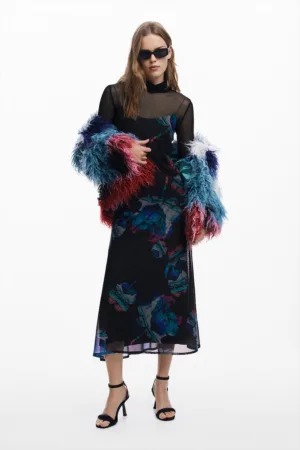 Rochie cu imprimeu si bluza cu plasa