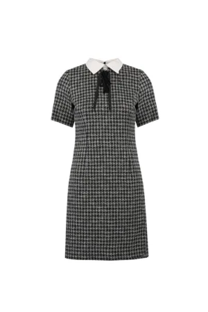 Rochie cu model clasic