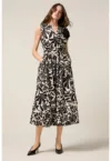 Rochie cu model - decolteu in V si buzunare laterale