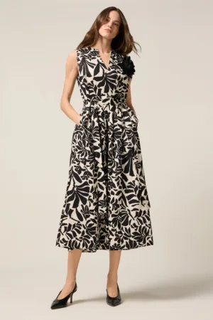 Rochie cu model - decolteu in V si buzunare laterale