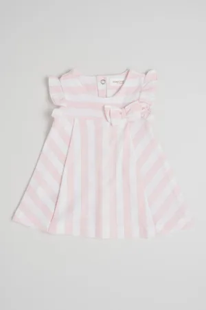 Rochie cu model in dungi si maneci cu volane