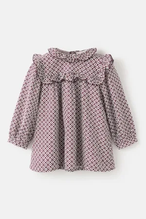 Rochie cu model si detaliu cu volane