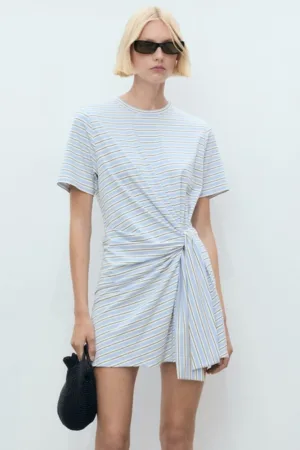 Rochie cu nod lateral si model in dungi